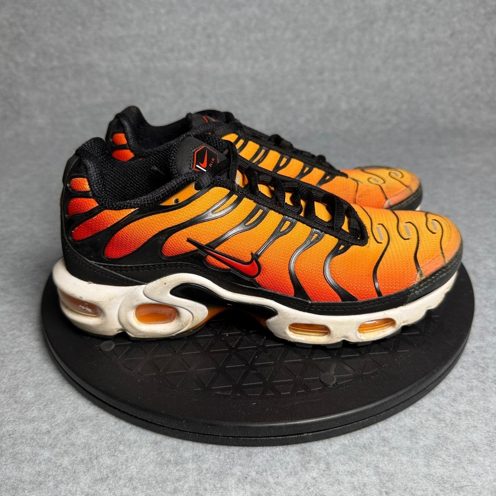 Nike Air Max Plus TN Sunset Orange Black BQ4629-001 Mens 4 Womens 5.5